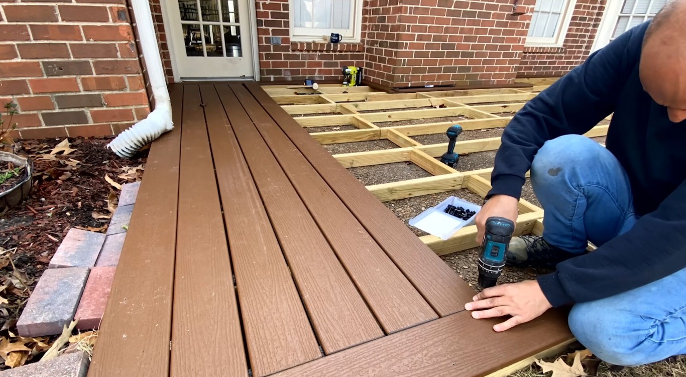 Custom Deck Design & Installation in Missouri City, TX